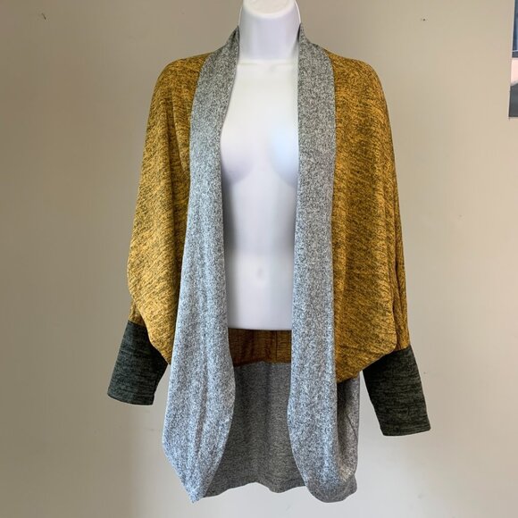 Daytrip Cardigan Sweater sz M Runs L Open Front Mustard Gray Dolman - Picture 1 of 7